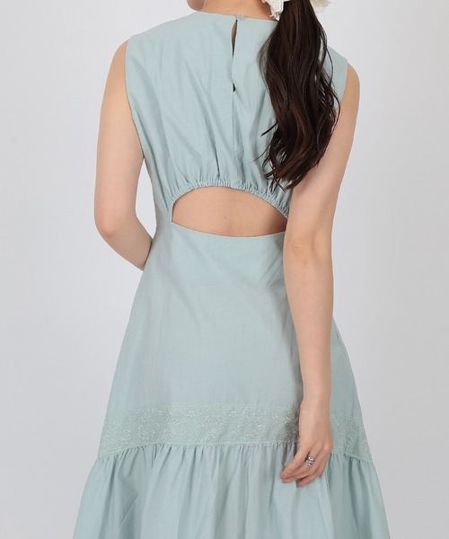 SUWDEE(スーディー)の「back open lace tiered one piece(ワンピース・レディース・ブラック/ブルー・FREE)」の16枚目の写真