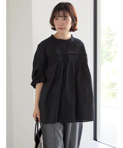 Samansa Mos2 blue(サマンサモスモスブルー)の「◎ピンタックギャザーブラウス(シャツ/ブラウス・レディース・ブラック/オフホワイト/ラベンダー・F)」の1枚目の写真