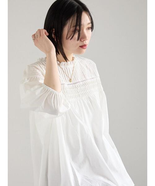 Samansa Mos2 blue(サマンサモスモスブルー)の「◎ピンタックギャザーブラウス(シャツ/ブラウス・レディース・ブラック/オフホワイト/ラベンダー・F)」の6枚目の写真