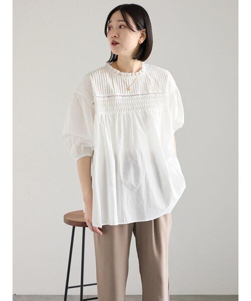 Samansa Mos2 blue(サマンサモスモスブルー)の「◎ピンタックギャザーブラウス(シャツ/ブラウス・レディース・ブラック/オフホワイト/ラベンダー・F)」の8枚目の写真