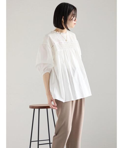 Samansa Mos2 blue(サマンサモスモスブルー)の「◎ピンタックギャザーブラウス(シャツ/ブラウス・レディース・ブラック/オフホワイト/ラベンダー・F)」の9枚目の写真