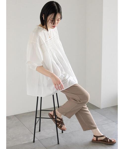 Samansa Mos2 blue(サマンサモスモスブルー)の「◎ピンタックギャザーブラウス(シャツ/ブラウス・レディース・ブラック/オフホワイト/ラベンダー・F)」の12枚目の写真