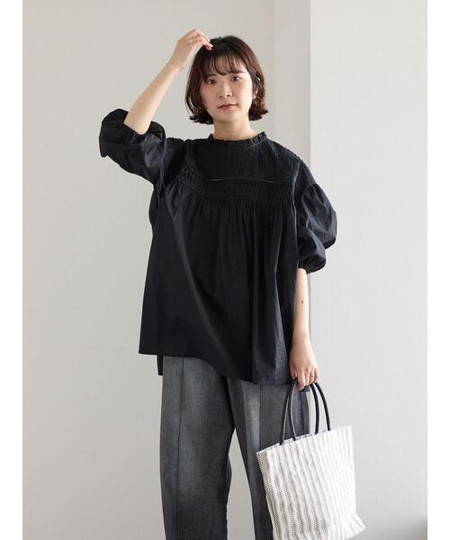 Samansa Mos2 blue(サマンサモスモスブルー)の「◎ピンタックギャザーブラウス(シャツ/ブラウス・レディース・ブラック/オフホワイト/ラベンダー・F)」の18枚目の写真