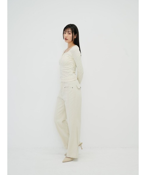 Enewd nina(エニュードニーナ)の「【zozo限定】フロント ライン ストレートパンツ デニム スタイルアップ 美脚(チノパンツ・レディース・アイボリー・MEDIUM/SMALL)」の22枚目の写真