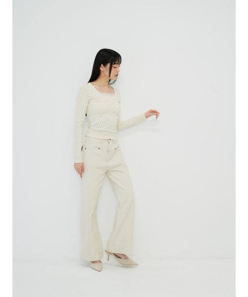 Enewd nina(エニュードニーナ)の「【zozo限定】フロント ライン ストレートパンツ デニム スタイルアップ 美脚(チノパンツ・レディース・アイボリー・MEDIUM/SMALL)」の10枚目の写真