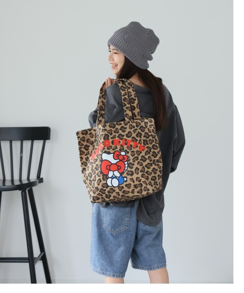 sanrio（サンリオ）の「Sanrio　キャンバストート（トートバッグ・レディース・カモフラージュ/レオパード・FREE）」の9枚目の写真