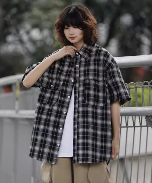 MGV（エムジーヴィー）の「半袖オンブレチェックシャツ（シャツ/ブラウス・メンズ・ブラウン/ブラック・MEDIUM/LARGE/X-LARGE）」の6枚目の写真