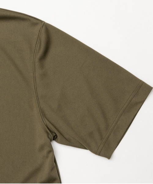 SWINGGGR(スウィンガー)の「SWINGGGR/スウィンガー/EMBOSS MOCKNECK(Tシャツ/カットソー・メンズ・ホワイト/オリーブ/ブラック・2/3/4/1)」の4枚目の写真