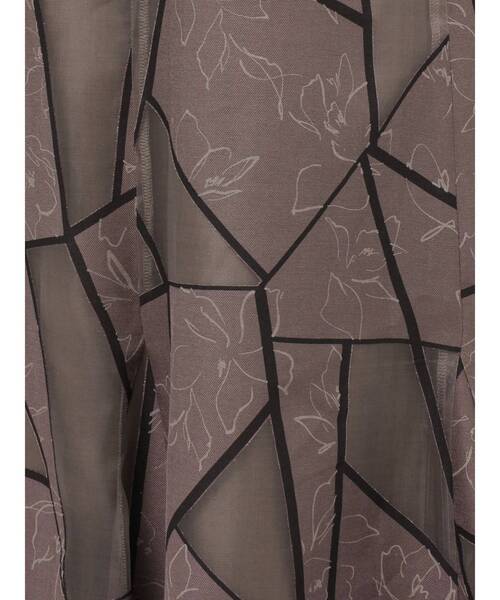 MERCURYDUO(マーキュリーデュオ)の「ジオメトリックオパールフレアスカート(スカート・レディース・ブラウン/オフホワイト・SMALL/MEDIUM)」の3枚目の写真