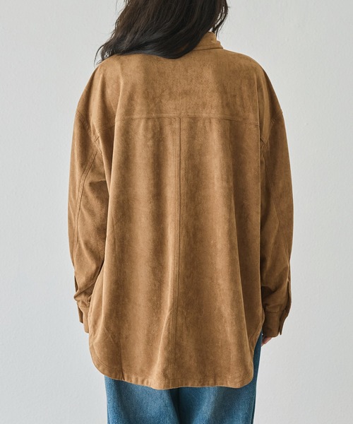 LAVEANGE(ラビアンジェ)の「スエードタッチシャツ(シャツ/ブラウス・レディース・ブラウン/キャメル・M/LL/3L/4L/5L)」の20枚目の写真