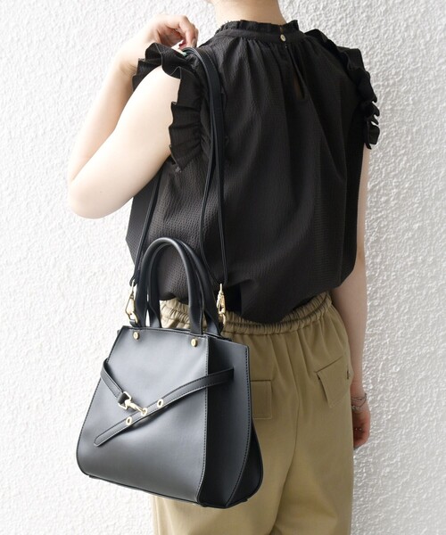 2WAY アイレットベルト ジップアップ スクエアフォルム ハンドバッグ ショルダーストラップ付き2WAY 】アイレットベルトジップアップ
