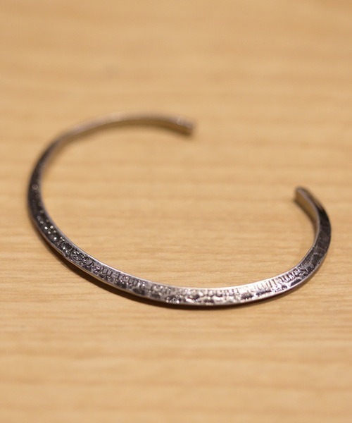 FACTOTUM（ファクトタム）の「【FACTOTUM】トライアングルブラスバングル（バングル/リストバンド・メンズ・シルバー系/ゴールド系・FREE）」の6枚目の写真