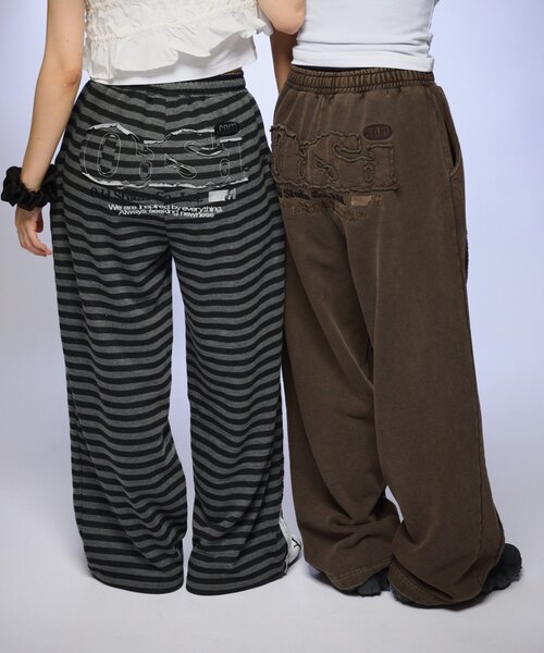 ODD STUDIO（オッドスタジオ）の「【OddStudio】ピグメントバックダメージロゴスウェットパンツ（スウェットパンツ・レディース・ピンク/ブラウン/ブラック・MEDIUM/LARGE）」の4枚目の写真