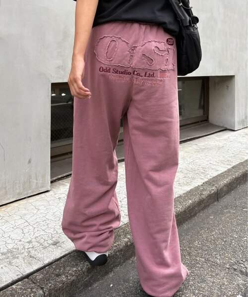 ODD STUDIO（オッドスタジオ）の「【OddStudio】ピグメントバックダメージロゴスウェットパンツ（スウェットパンツ・レディース・ピンク/ブラウン/ブラック・MEDIUM/LARGE）」の10枚目の写真