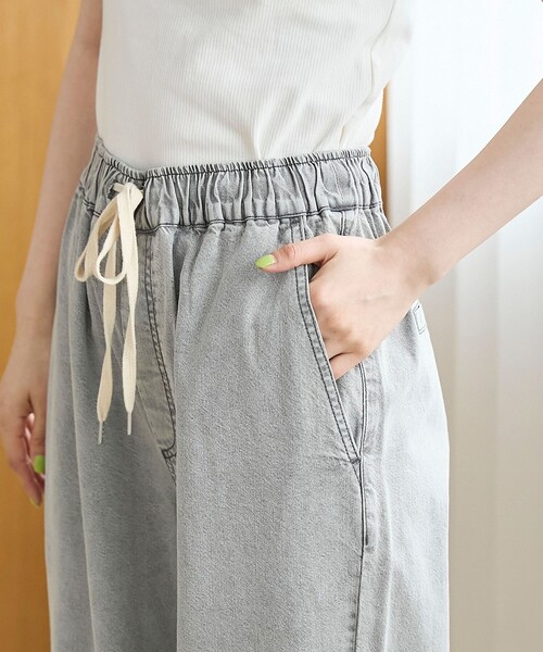 coen（コーエン）の「【再入荷・新色/WEB限定カラーあり】コットンレーヨンデニムワイドパンツ（Youtube紹介アイテム）（デニムパンツ・レディース・コバルトブルー/ネイビー/ライトグレー/ベージュ/ロイヤルブルー・M/L）」の18枚目の写真