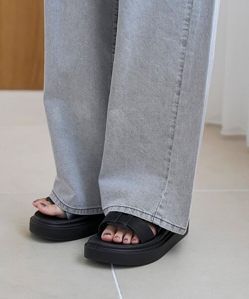 coen（コーエン）の「【再入荷・新色/WEB限定カラーあり】コットンレーヨンデニムワイドパンツ（Youtube紹介アイテム）（デニムパンツ・レディース・コバルトブルー/ネイビー/ライトグレー/ベージュ/ロイヤルブルー・M/L）」の17枚目の写真