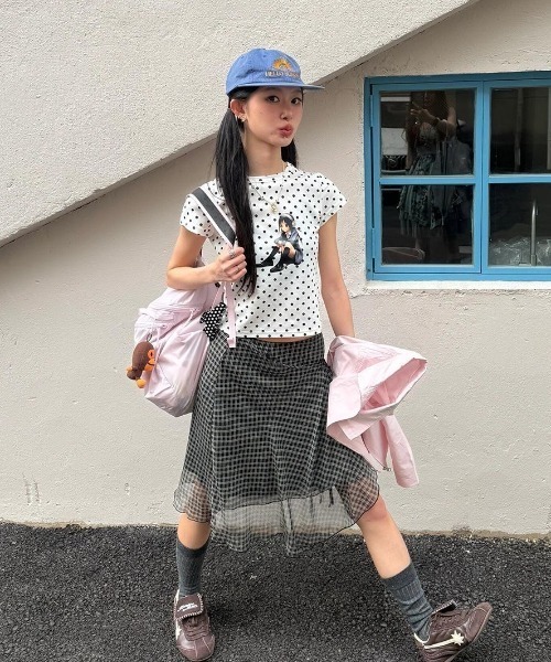 DIAVEL(ディアベル)の「期間限定SALE価格中/Dot Anime Cropped Tee/静かな存在感をまとうY2Kガール(Tシャツ/カットソー・レディース・ホワイト・M)」の10枚目の写真