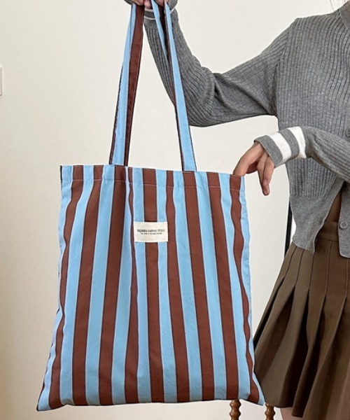Vipoa(ヴィポア)の「バイカラーストライプ TOTE BAG(トートバッグ・レディース・グリーン/ブルー/ピンク・FREE)」の9枚目の写真