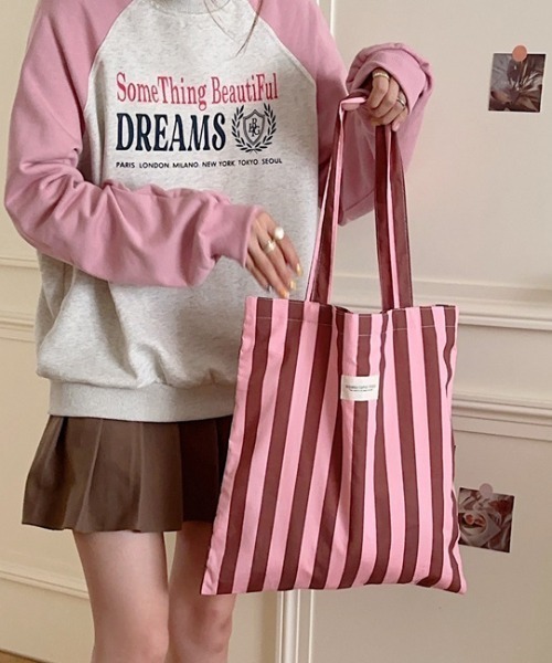 Vipoa(ヴィポア)の「バイカラーストライプ TOTE BAG(トートバッグ・レディース・グリーン/ブルー/ピンク・FREE)」の15枚目の写真