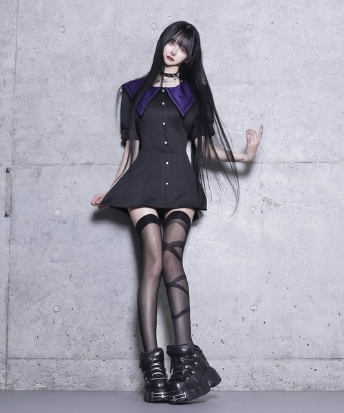 セーラー衿トップス＋ショートパンツセットアップ（セットアップ