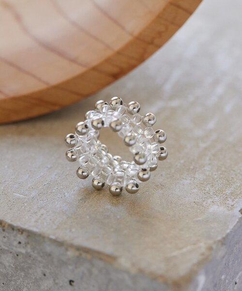 ear PAPILLONNER(イアパピヨネ)の「クリアビーズクロシェリング(リング・レディース・シルバー/ゴールド・FREE)」の11枚目の写真