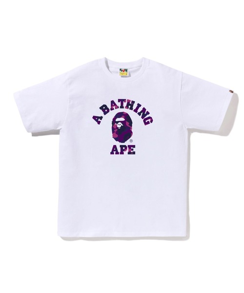 A BATHING APE(アベイシングエイプ)の「COLOR CAMO COLLEGE TEE(Tシャツ/カットソー・メンズ・ブラック×レッド/ホワイト×パープル/ホワイト×ネイビー/ホワイト×レッド/ブラック×パープル/ブラック×ブルー・LARGE/SMALL/XXX-LARGE/MEDIUM/XX-LARGE/X-LARGE)」の3枚目の写真
