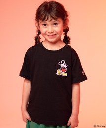 Disney（ディズニー）の「Mickey/Arnold Palmer/ワッペンTシャツ（Tシャツ/カットソー）」