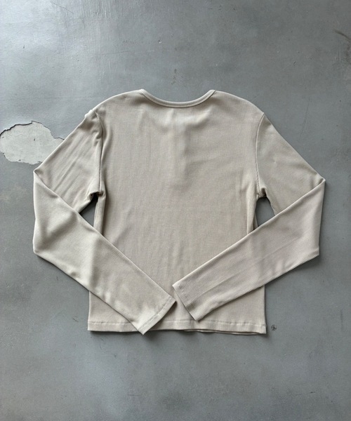 SHAGGIE(シャギー)の「【ViVi掲載】ヘンリーネックロゴプリントTシャツ(Tシャツ/カットソー・レディース・ホワイト/グレー/ベージュ・FREE)」の20枚目の写真