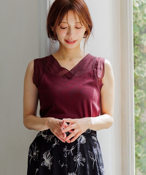 mysty woman（ミスティウーマン）の「シアーキリカエテレコタンク 581420（タンクトップ・レディース・ブラック/アイボリー/ボルドー・FREE）」の3枚目の写真