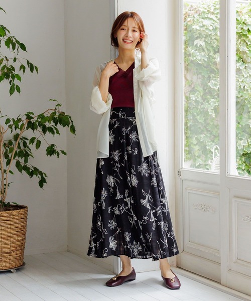 mysty woman（ミスティウーマン）の「シアーキリカエテレコタンク 581420（タンクトップ・レディース・ブラック/アイボリー/ボルドー・FREE）」の20枚目の写真