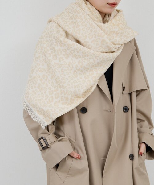GALLARDAGALANTE（ガリャルダガランテ）の「レオパードストール（マフラー・レディース・グレー/ベージュ・FREE）」の6枚目の写真