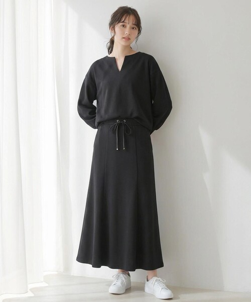 Feroux(フェルゥ)の「キーネック ダンボール トップス(スウェット・レディース・ピンク系/ライトグレー系/ブラック系・F)」の8枚目の写真