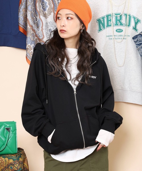 NERDY(ノルディ)の「ブレンクロゴフーディージップアップ(パーカー・メンズ・ベージュ/ホワイト/ブラック・LL/M/SS/L/S)」の7枚目の写真