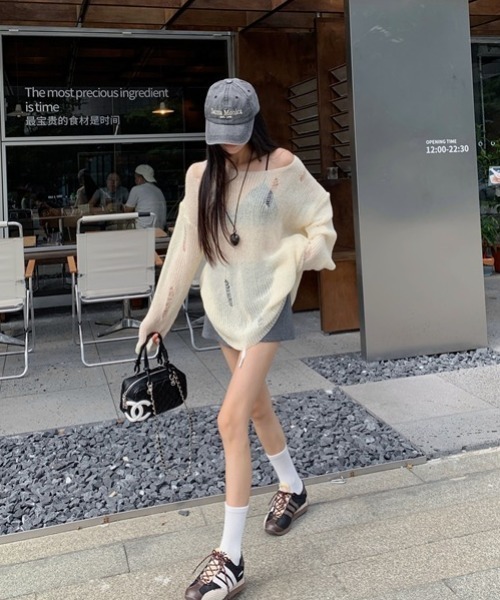 yuue' ( wear )(ユーイ)の「オーバーサイズダメージニットトップス(ニット/セーター・レディース・ピンク/グレー/アイボリー・FREE)」の11枚目の写真