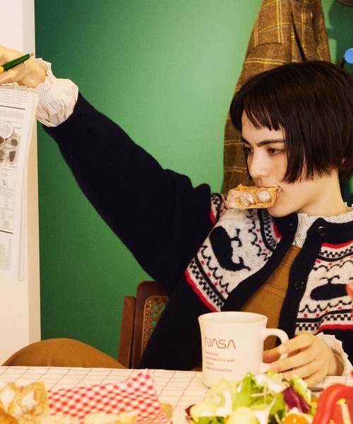 PAR ICI（パーリッシィ）の「クジラジャカード 求心風2WAY カーディガン（カーディガン/ボレロ・レディース・グレー/ネイビー・FREE）」の6枚目の写真