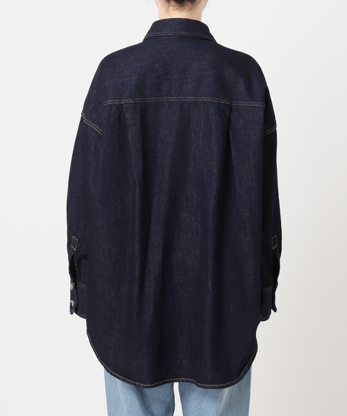journal standard L'essage（ジャーナルスタンダードレサージュ）の「オーバーサイズデニムシャツ（シャツ/ブラウス・レディース・ブルー系その他/ネイビー・FREE）」の18枚目の写真