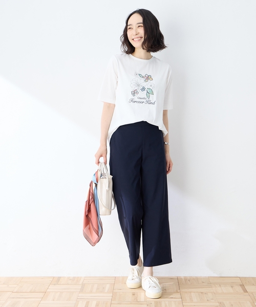 DECOY SINCE 1981(デコイシンスイチキュウハチイチ)の「【冷感】【UVカット】ひやさらコットン プリント&刺繍Tシャツ(Tシャツ/カットソー・レディース・マスタード/ネイビー/ホワイト・LL/L/M/3L/4L)」の14枚目の写真