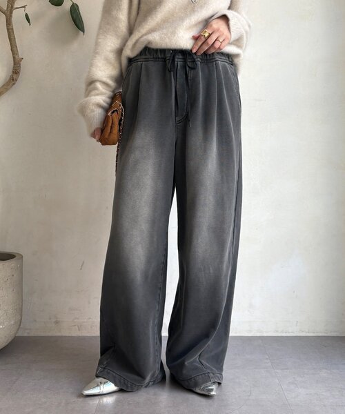 DouDou(ドゥドゥ)の「【デニムなのにスウェット!?】デニムスウェットパンツ(その他パンツ・レディース・ブラック/ブルー・36/38)」の2枚目の写真