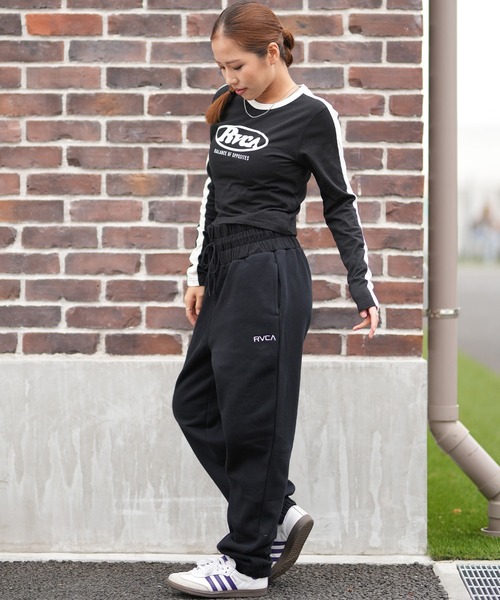 RVCA(ルーカ)の「RVCA/ルーカ ロンT ショート丈 BF044-050(Tシャツ/カットソー・レディース・ブラック/ホワイト・M)」の10枚目の写真