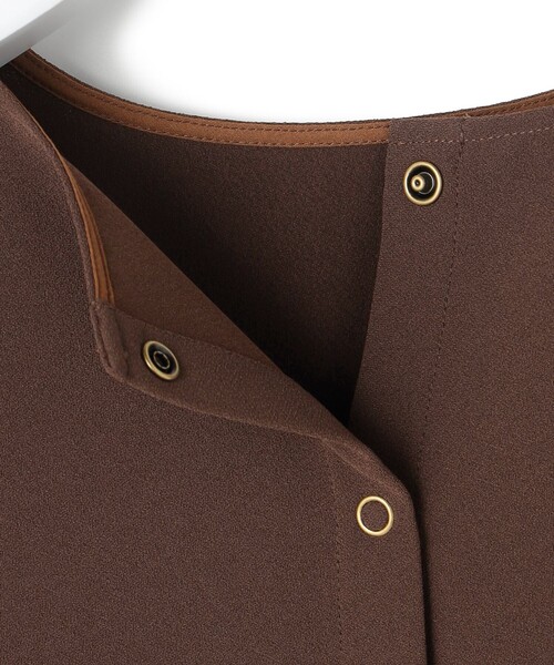 J.PRESS YORK STREET(ジェイプレスヨークストリート)の「【WOMEN】ドルマンシルエット ブラウス(シャツ/ブラウス・レディース・ブラック系/ブラウン系・F)」の8枚目の写真