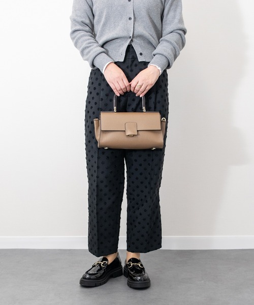 LORISTELLA(ロリステッラ)の「【LORISTELLA】スモールサイズレザーフラップバッグ(Q56476)(ハンドバッグ・レディース・ブラック/ブラウン・ALL)」の12枚目の写真