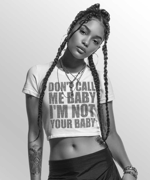 Supplier DON'T CALL ME BABY クロップドTシャツ SUPPLIER（サプライヤー）の「Tシャツ｜I'm Not Your Baby Cropped Tee