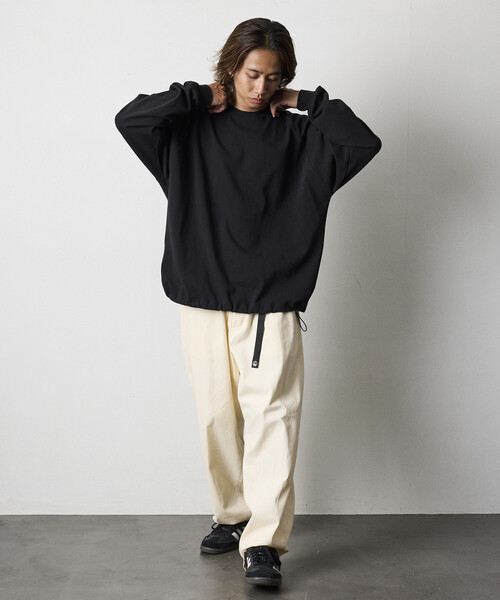 FREAK'S STORE（フリークスストア）の「限定展開 ビッグシルエット USA COTTON ラグランスリーブ スピンドル Tシャツ / ヘムコード（Tシャツ/カットソー・メンズ・ホワイト/グレイッシュベージュ/ホワイト×ブラック/ネイビー/ブラック/チャコールグレー・LARGE/SMALL/MEDIUM）」の9枚目の写真