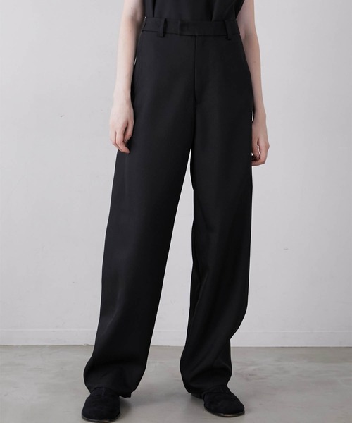 LA PEAU DE GEM(ラポドゥジェム)の「【LA PEAU DE GEM】wide cocoon pants/ワイドコクーンパンツ(その他パンツ・レディース・ブラック/ベージュ・1/2)」の4枚目の写真