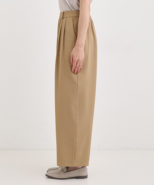 DRESKIP(ドレスキップ)の「【S-LL】腰まわりや太ももを自然にカバー タックワイドパンツ(その他パンツ・レディース・ブラック/ベージュ・02/01/04/03)」の8枚目の写真