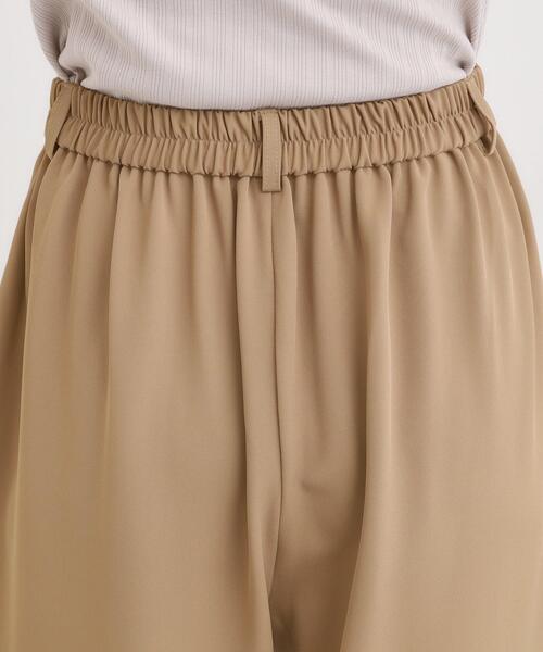 DRESKIP(ドレスキップ)の「【S-LL】腰まわりや太ももを自然にカバー タックワイドパンツ(その他パンツ・レディース・ブラック/ベージュ・02/01/04/03)」の17枚目の写真