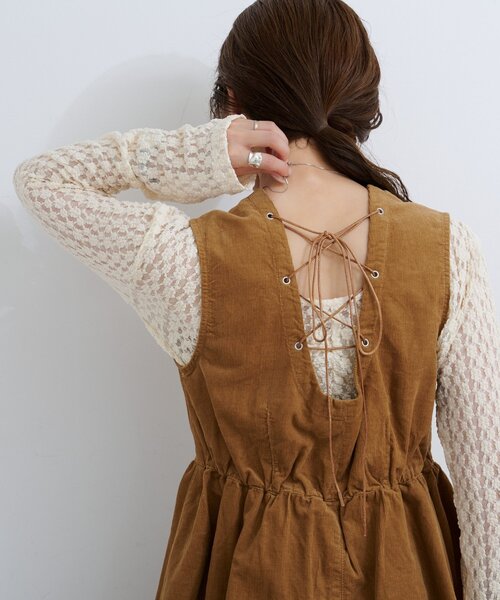Kastane（カスタネ）の「【セットアップ対応】B コーデュロイビスチェ（ベスト・レディース・ネイビー/ダークブラウン/キャメル・FREE）」の17枚目の写真