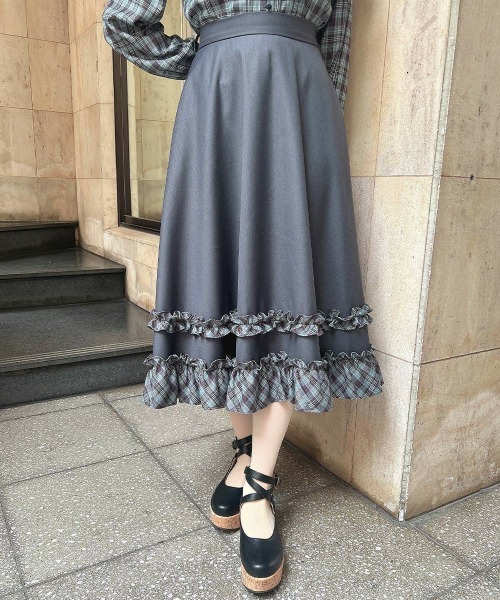 F i.n.t(フィント)の「【セットアップ対応】チェックフリル使いフレアースカート(スカート・レディース・ブラウン/ネイビー・FREE)」の7枚目の写真