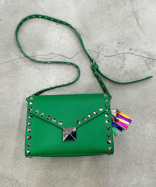 Magine（マージン）の「cheek チーク studs shoulder/スタッズ ショルダー（ショルダーバッグ・レディース・グレー/キャメル/ブラック/グリーン/ピンク・FREE）」の10枚目の写真