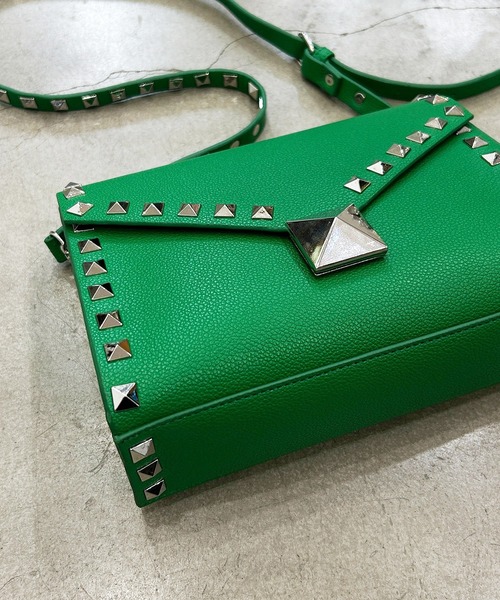 Magine（マージン）の「cheek チーク studs shoulder/スタッズ ショルダー（ショルダーバッグ・レディース・グレー/キャメル/ブラック/グリーン/ピンク・FREE）」の8枚目の写真